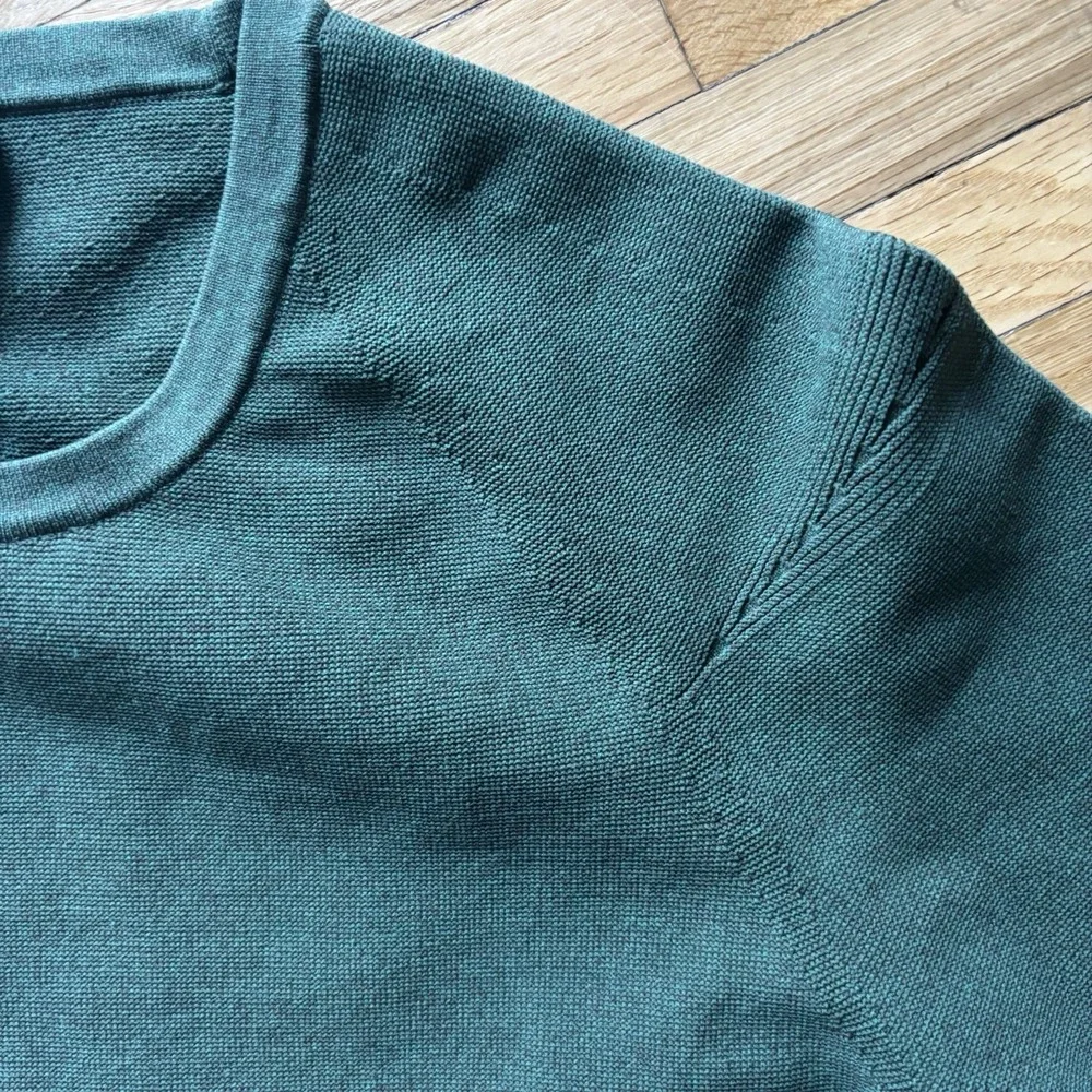 Lululemon All Around Crew Neck Sweater Mens Medium‎ Green Textured Knit Stretch